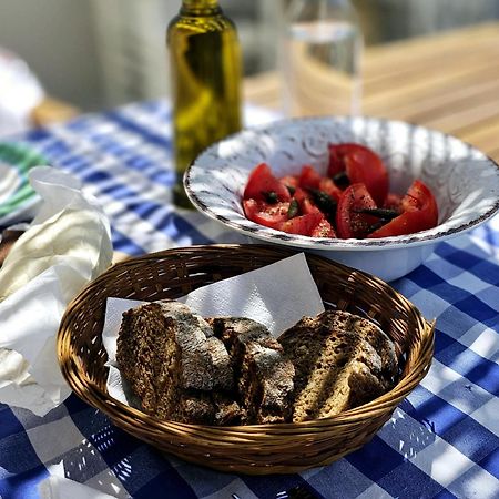 Astra Residential Apts Khónias Zewnętrze zdjęcie